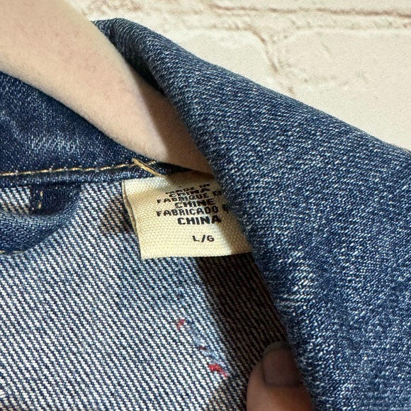 LEVI’S Ex-Boyfriend Patchwork Trucker Jean Jacket - Picture 7 of 11